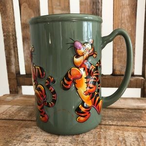 Walt Disney Tigger embossed 3-D mug